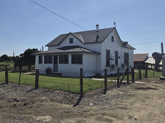 2nd image of 10395 Avenue 384