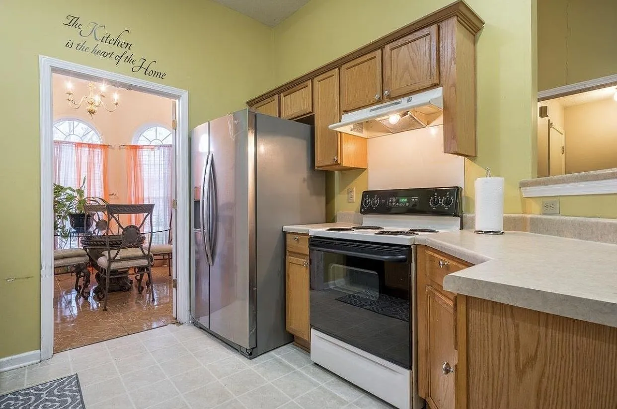 3 bed, 1527 sqft, $1,750 — Photo 3