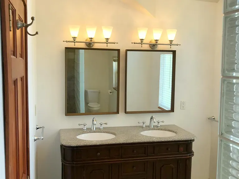 539 Palms Dr #539 — Photo 2