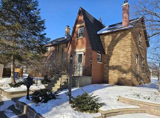 1717 Knapp St, Oshkosh, WI
