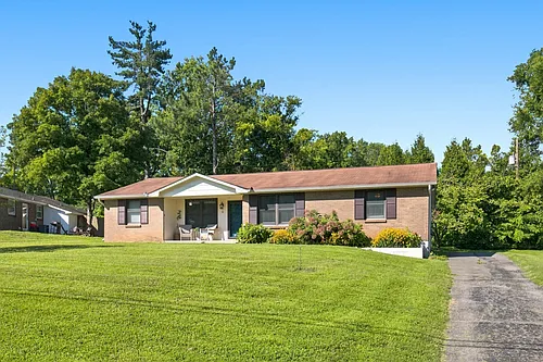 316 Lorna Dr #B Photo 1 316 Lorna Dr #B Photo 1