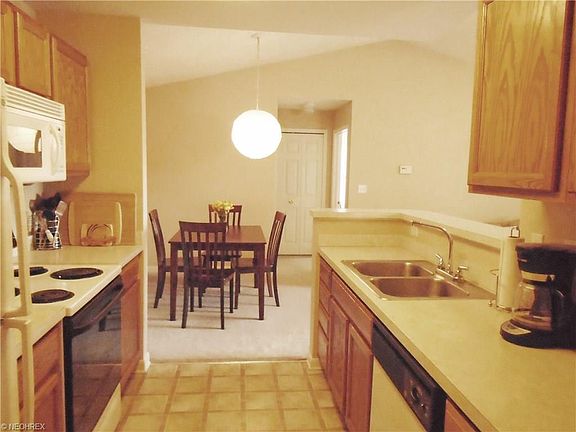 5th image of 3284 Lenox Village Dr Unit 204