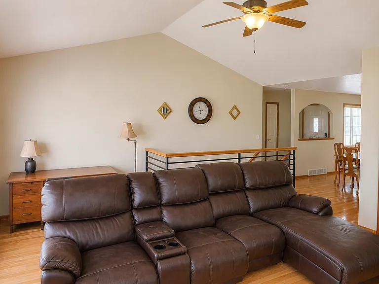 601 Moose Ct — Photo 16
