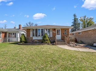 8941 Menard Ave, Morton Grove, IL 60053