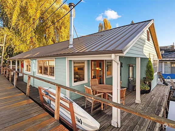 3rd image of 2035 Fairview Avenue E #A