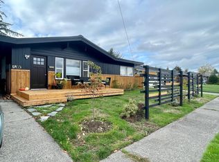 1703 S 14th St, Mount Vernon, WA 98274