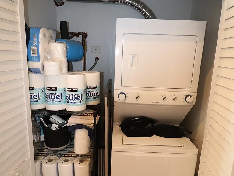 707 N Milwaukee Ave #3R — Photo 9