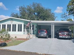 396 Camellia Dr, Fruitland Park, FL 34731