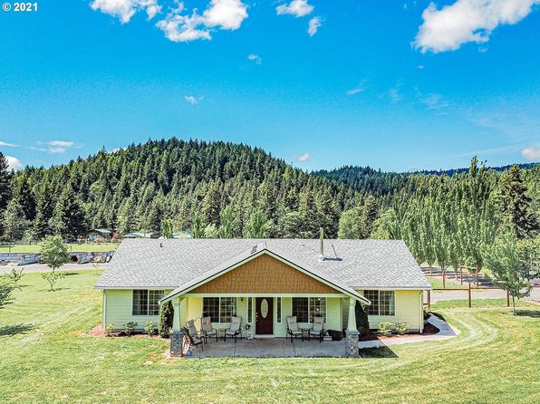 12 Blossom Ln White Salmon Wa 98672 Zillow