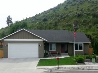 565 Saddle Rock Loop, Wenatchee, WA 98801