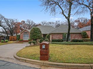 5603 Saddleback Rd, Arlington, TX 76017