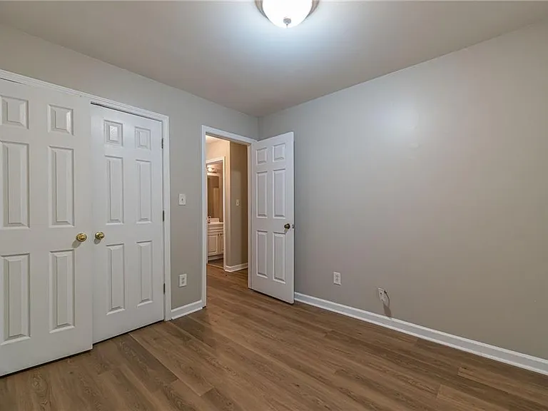 1191 Primrose View Cir — Photo 33