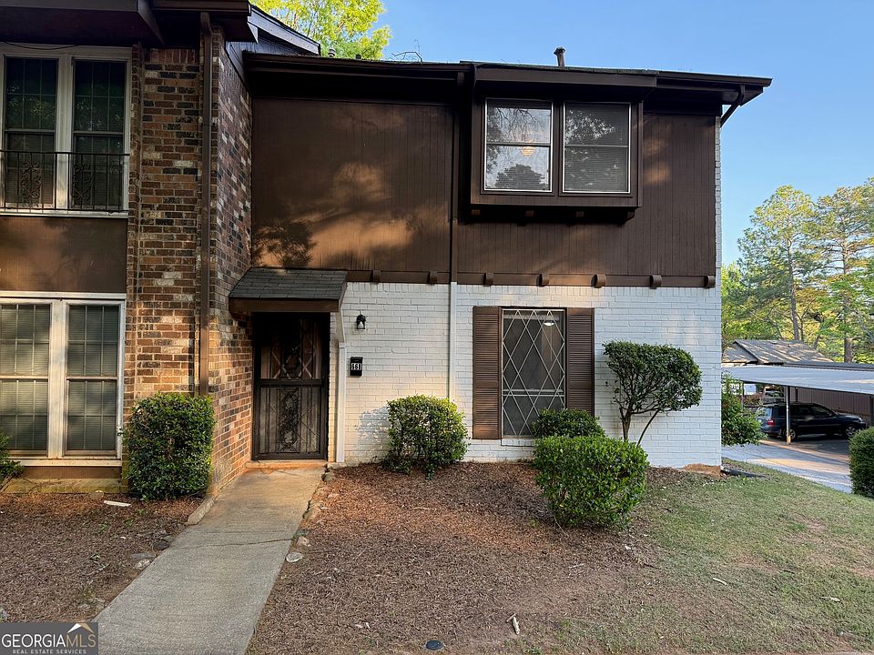 1st image of 668 Garden Walk Dr