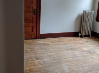 15 Kingsbury St #1, Worcester, MA 01610