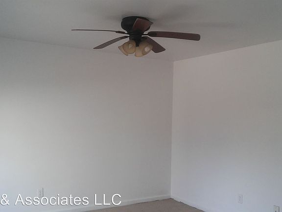 5th image of 159 Jenness Ln Unit F