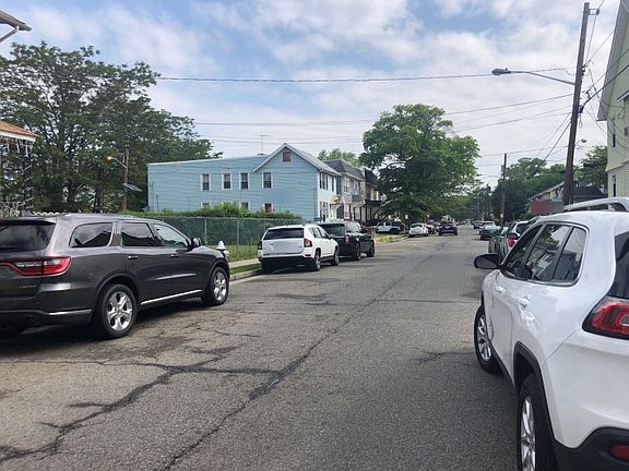 4th image of 143-149 Carolina Ave
