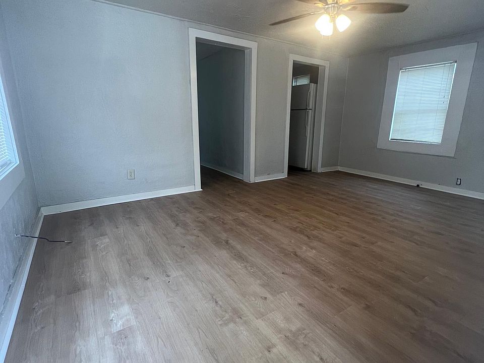 2nd image of 1311 Forest Ln #A