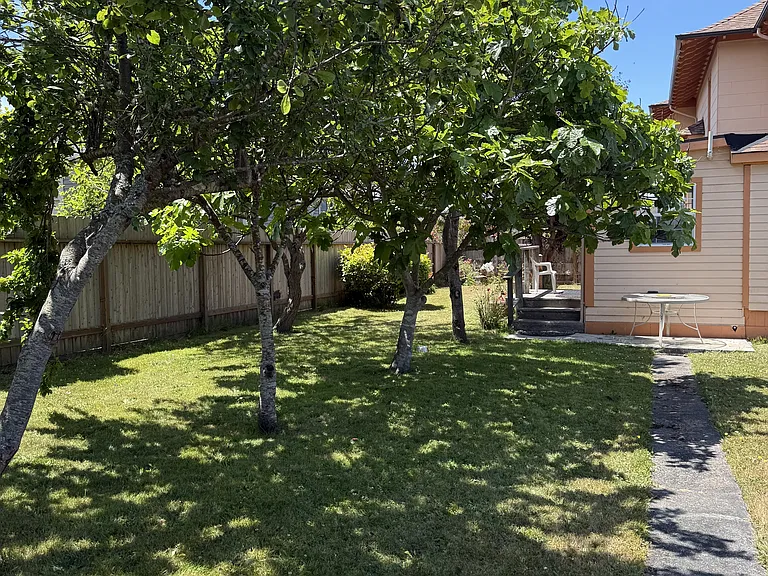 2303 B St — Photo 2