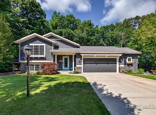 3427 Dana Dr, Hamilton, MI 49419