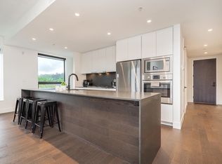 83 Moody St #309, Pt Moody, BC V3H 2P5