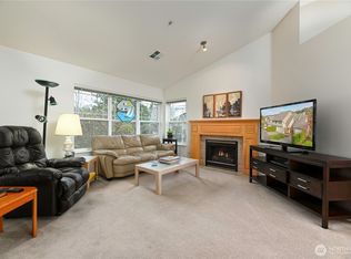 910 Medical Center Dr UNIT B203, Arlington, WA