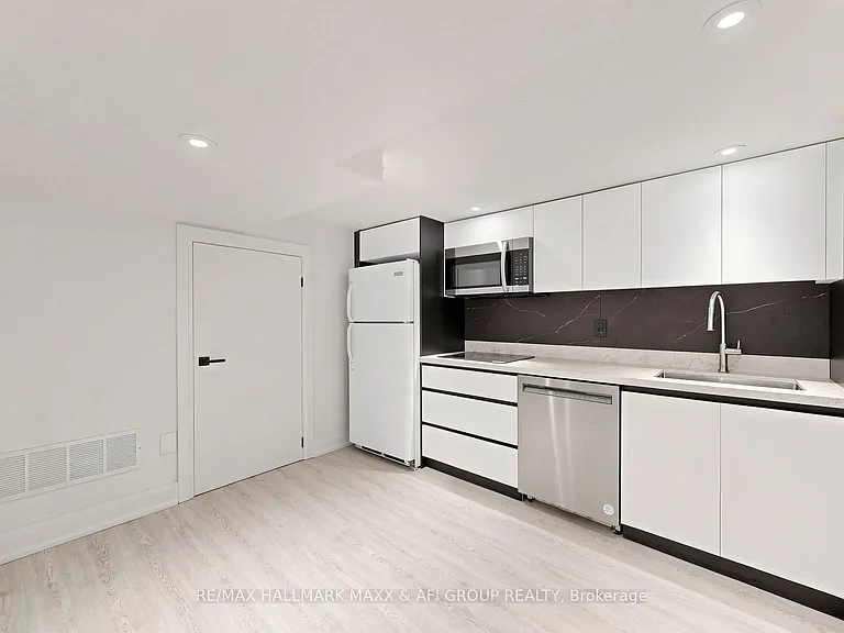 103 Ruggles Ave #BASEMENT — Photo 4