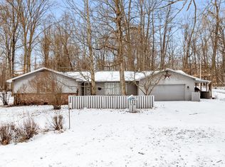 2689 S Southwood Dr, Warsaw, IN 46580
