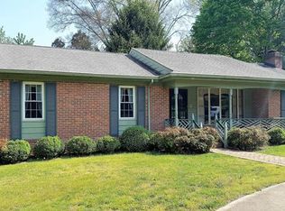 9201 Gregory Dr, North Chesterfield, VA 23236