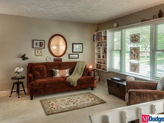 5th image of 1818 N 110th Avenue Cir