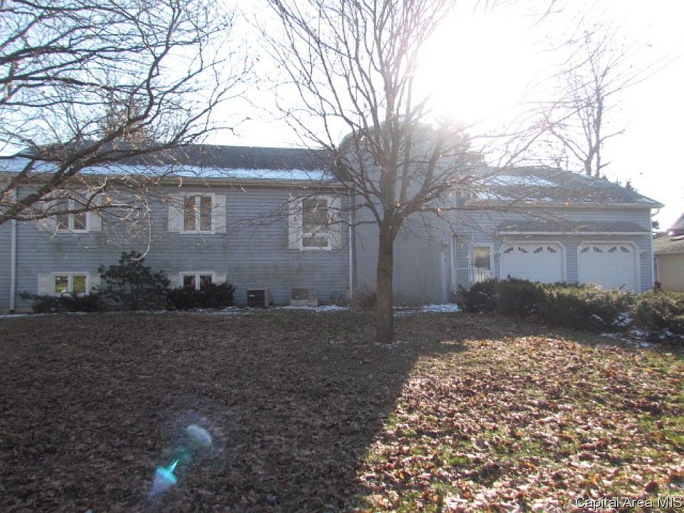 1st image of 529 W Douglas St