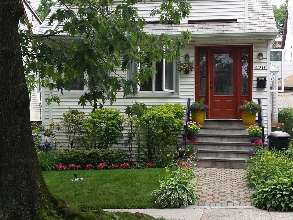 1st image of 420 Homestead Ave