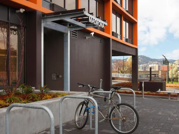 Madrona Studios, 10 N Weidler St #0e68bd8f3, Portland, OR 97227