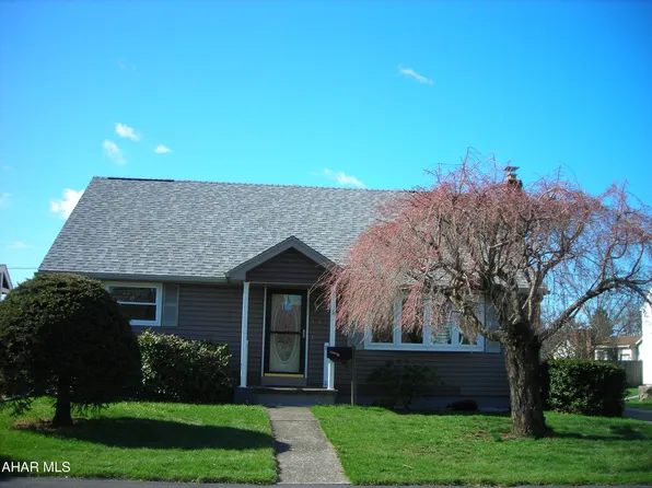 306 E Southey Ave, Altoona, PA 16602