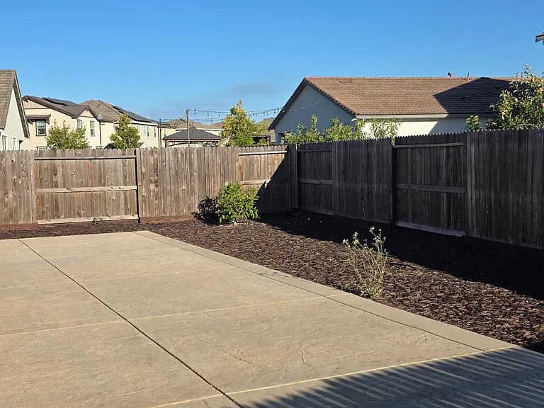 816 Loon St — Photo 33