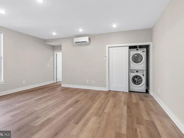 6712 Ridge Ave #204 — Photo 2