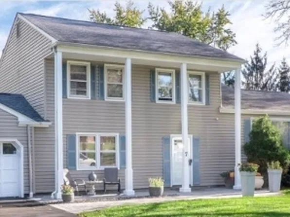 7 Fernwood Pl, Parsippany-Troy Hills Twp., NJ 07054