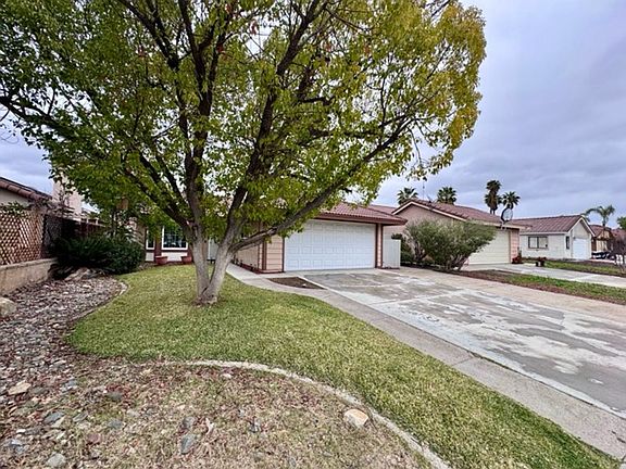 3rd image of 29672 Eagle Crest Ave
