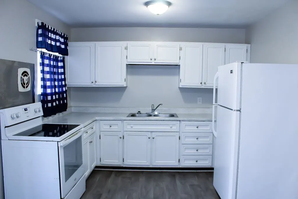 The Flats at 915 — Photo 3