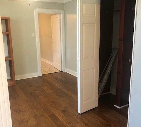 4th image of 204-206 Alonzo St