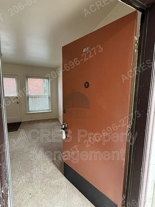 1 bed, 1.0 bath, 500 sqft, $1,495 — Photo 2