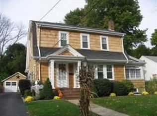 17 Lenox St, Brockton, MA 02301