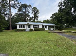 320 6th Ave, Eastman, GA 31023