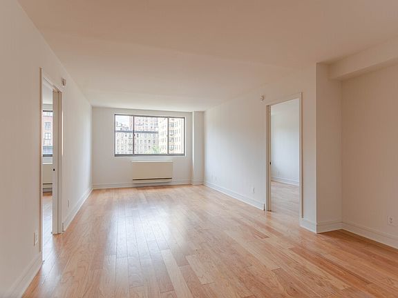 2nd image of 323 W 96th St APT 305
