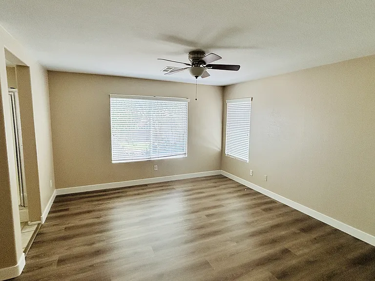 9321 Dorrell Ln — Photo 12