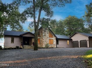 314 Bear Hollow Rd, Elysburg, PA 17824