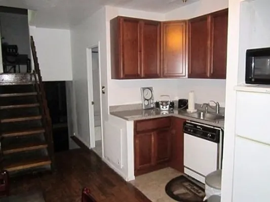 Rented by Citi Habitats | media 16