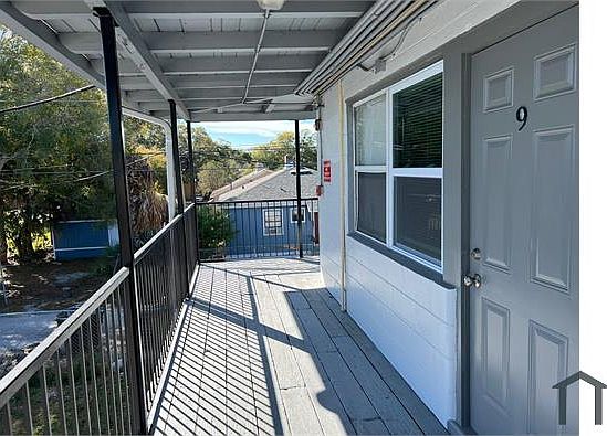 3rd image of 680 22nd Ave S #2