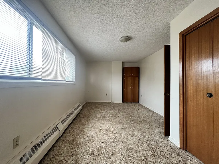 2249 Cornwall St — Photo 21