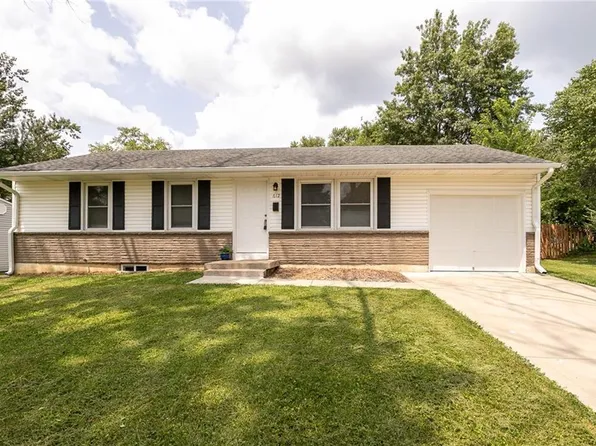 612 Lacy Ln, Belton, MO 64012