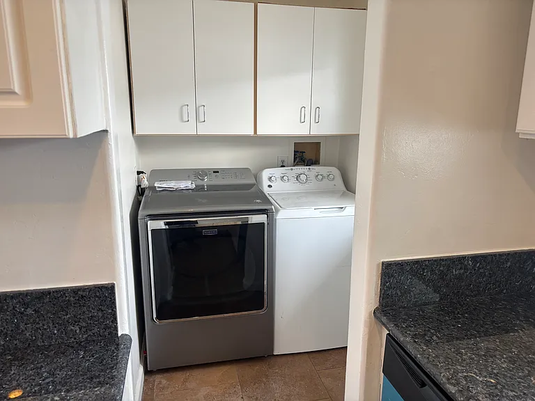 1906 Edith Dr #1 — Photo 9